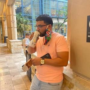 Meet your Posher, Ismael